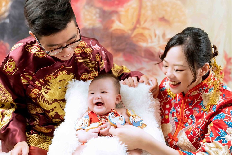 想幫寶寶拍攝可愛的紀念寫真,百日的寶寶收涎也許是個不錯的題材 #百日寫真棚拍