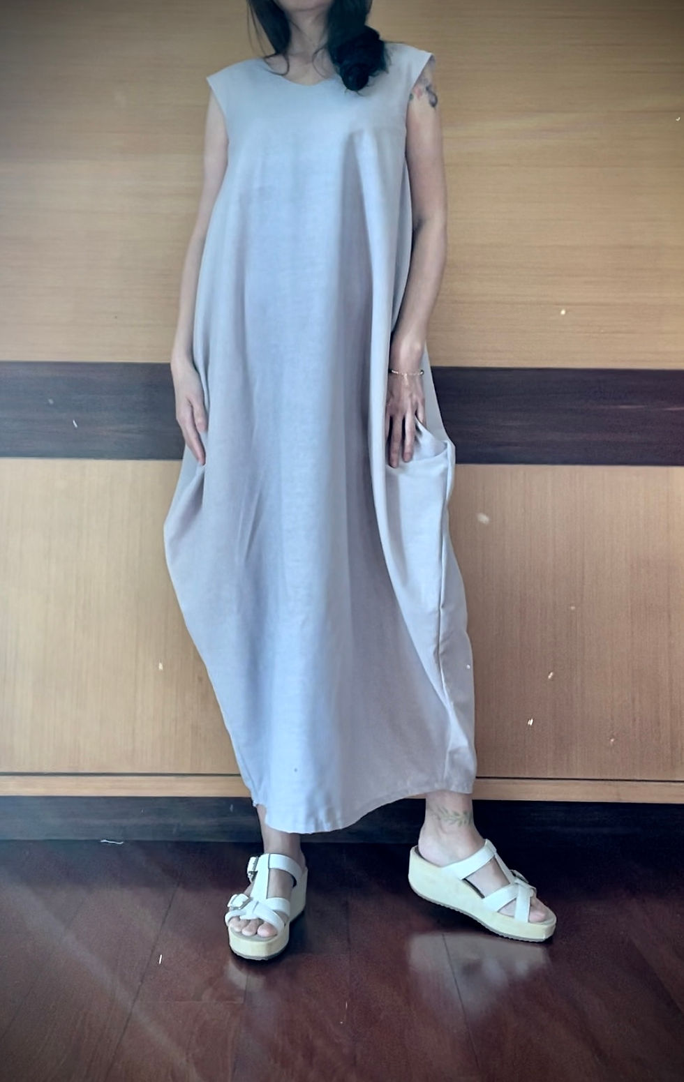 縮圖：菱襬連身裙