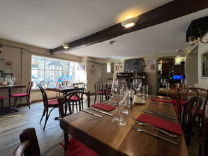 dining out in Woodstock