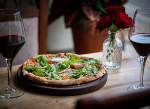 eat in or takeaway pizza woodstock