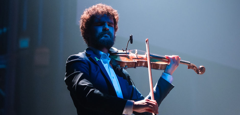 LIVE REVIEW of Songs Of Strength (Sydney Town Hall)
