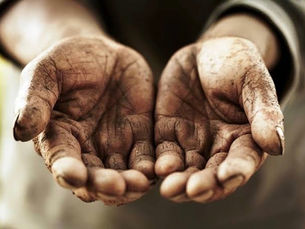 As mãos calejadas do pai!