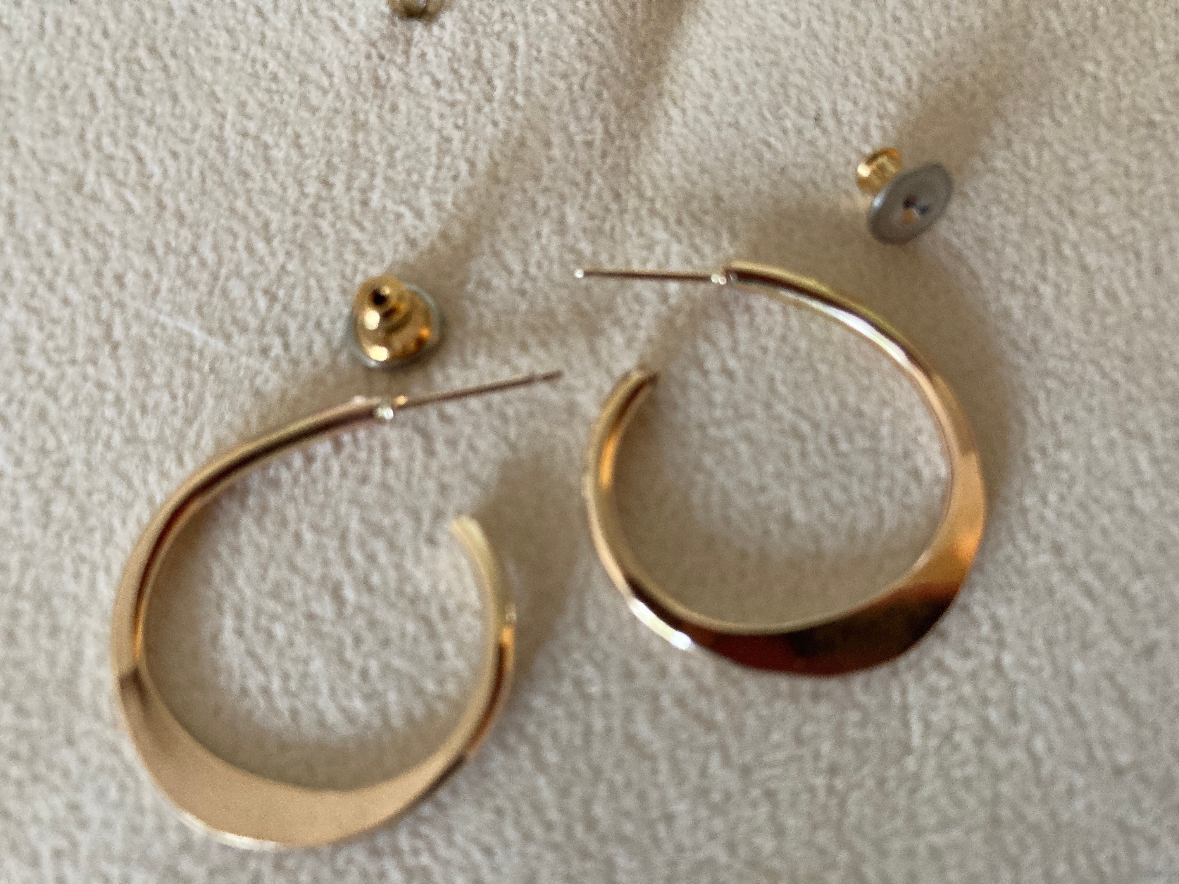 14k gold-filled post earrings.