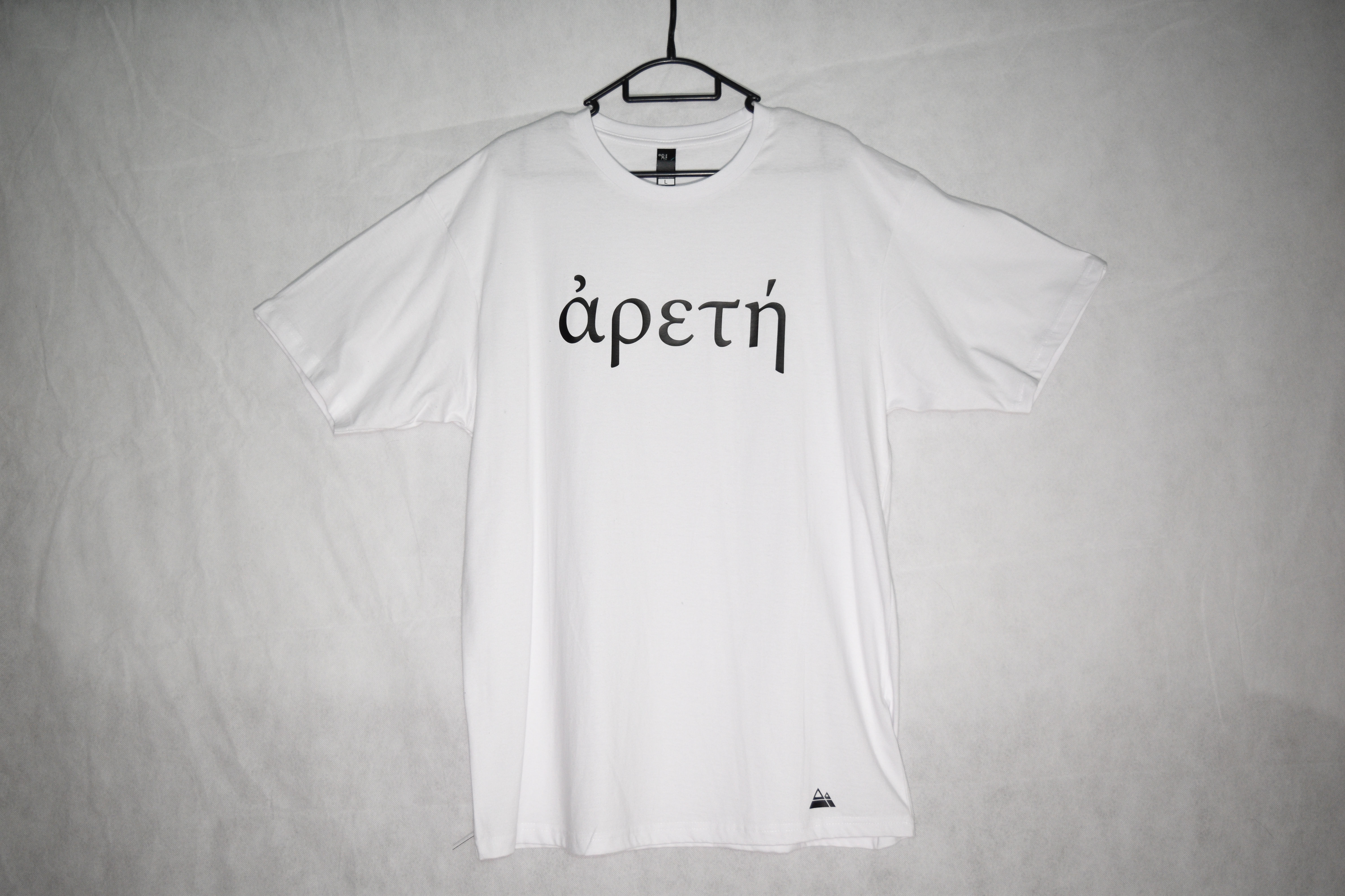 Arete 'Greek' T-Shirt