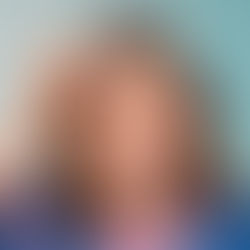 「ストレンジャー・シングス」のミリー・ボビー・ブラウンが、コスメブランドFLORENCE BY MILLSを発表。