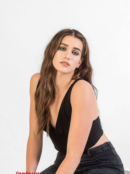 Modelos Vera Hadid NEW FACE ACADEMIA Agency Models Portugal