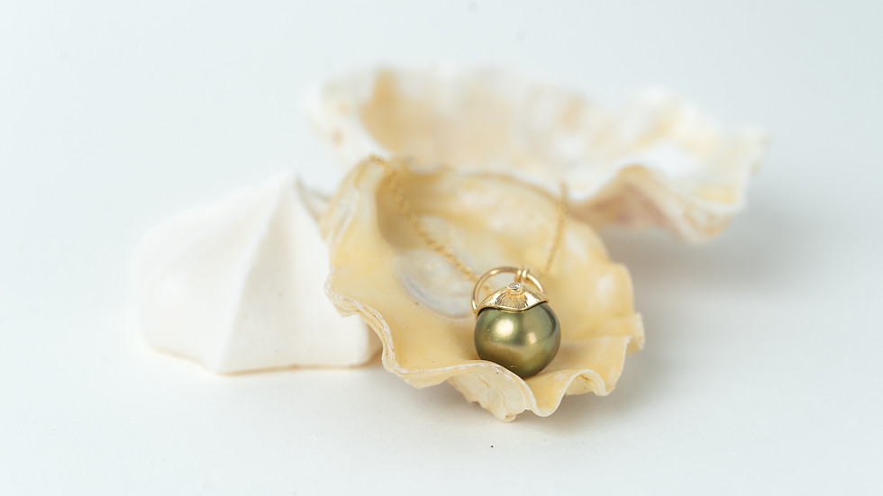Thumbnail: Pearl Sun Totem Necklace