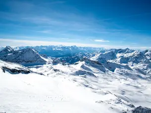 Boka sportlovet 2026 – skidresa till Cervinia i italienska Alperna