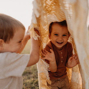 Szellemjárás a mezőn - Soma és Bese nyárvégi családi kalandjai