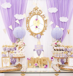 decoracion-de-baby-shower-en-colores-purpura-y-dorado-30