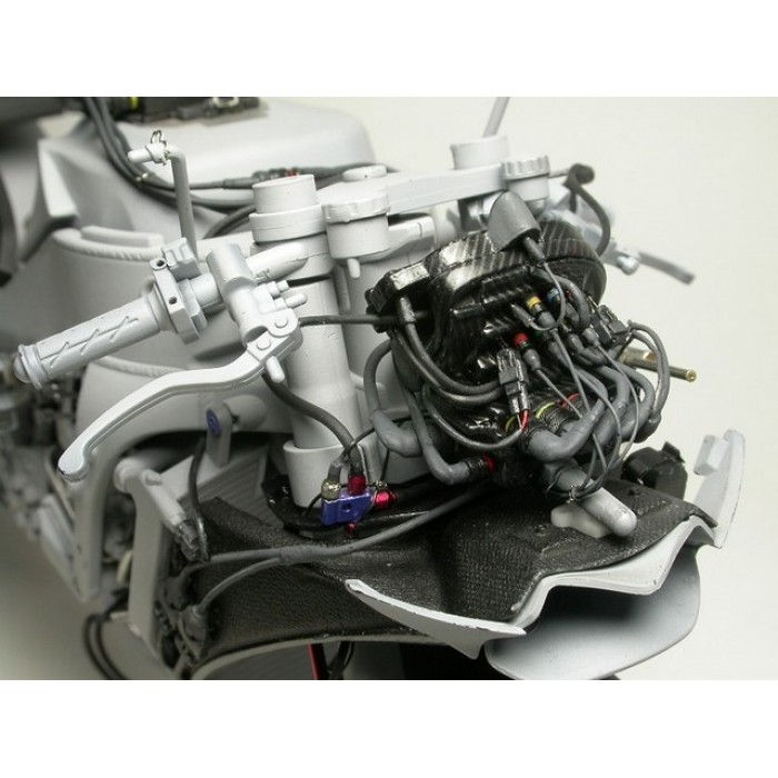Thumbnail: Yamaha YZR-M1 2004 Super Detail-Up Set