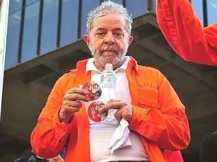 Caiu a ficha - Lula quer ligar urgente para Trump mas não será atendido, dizem aliados