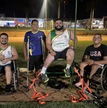 Morro da Mesa doa bancos de arremesso ao Projeto de Atletismo Paralímpico de Primavera do Leste
