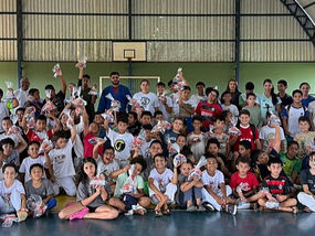 Projeto CREJU realiza entrega de chocolates para crianças em Primavera do Leste