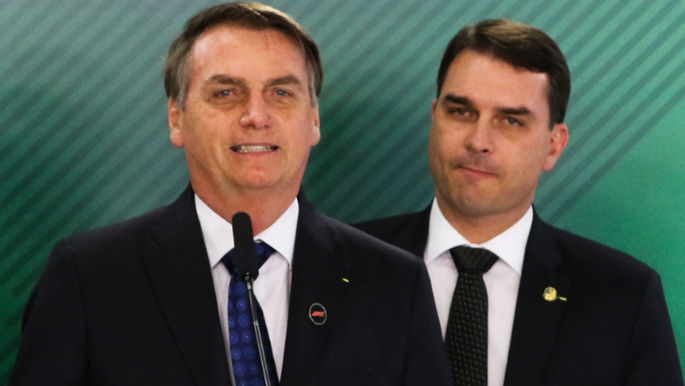 "Fiz o que era para o Lula estar fazendo". Diz Flávio ao retornar dos EUA