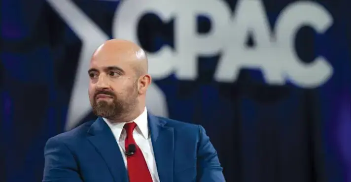 "Lula perderia eleição livre e justa contra Bolsonaro", diz ex-secretário dos EUA