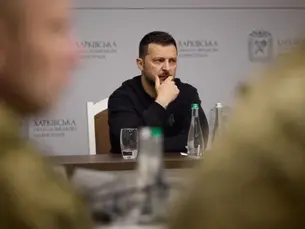 Pelo fim da guerra, Zelensky admite que pode ceder parte de território à Rússia