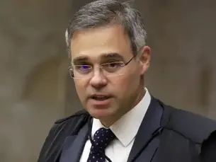 Sistema quer matar - Falha mecânica cancela voo que levaria Ministro André Mendonça
