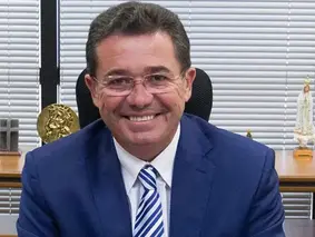 Flávio chama Lula de 'pai do tigrinho' e critica cassinos on-line