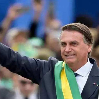 Bolsonaro pede ao STF anulação de condenação na farsa da trama golpista