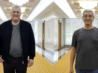 Políticos brasileiros da extrema esquerda vão à Coreia do Norte celebrar comunismo e a ditadura da desgraça