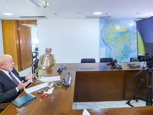 PT no Poder - Ucrania também não indica embaixador para a república de banana do ex-presidiário