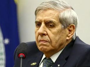 General Heleno começa a cumprir prisão domiciliar