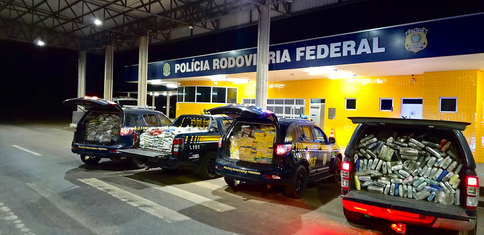 Mega carga com mais de 2,4 toneladas de drogas é apreendida pela PRF de Primavera