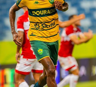 Cuiabá vence o CRB na Arena Pantanal e conquista primeira vitória em casa na Série B