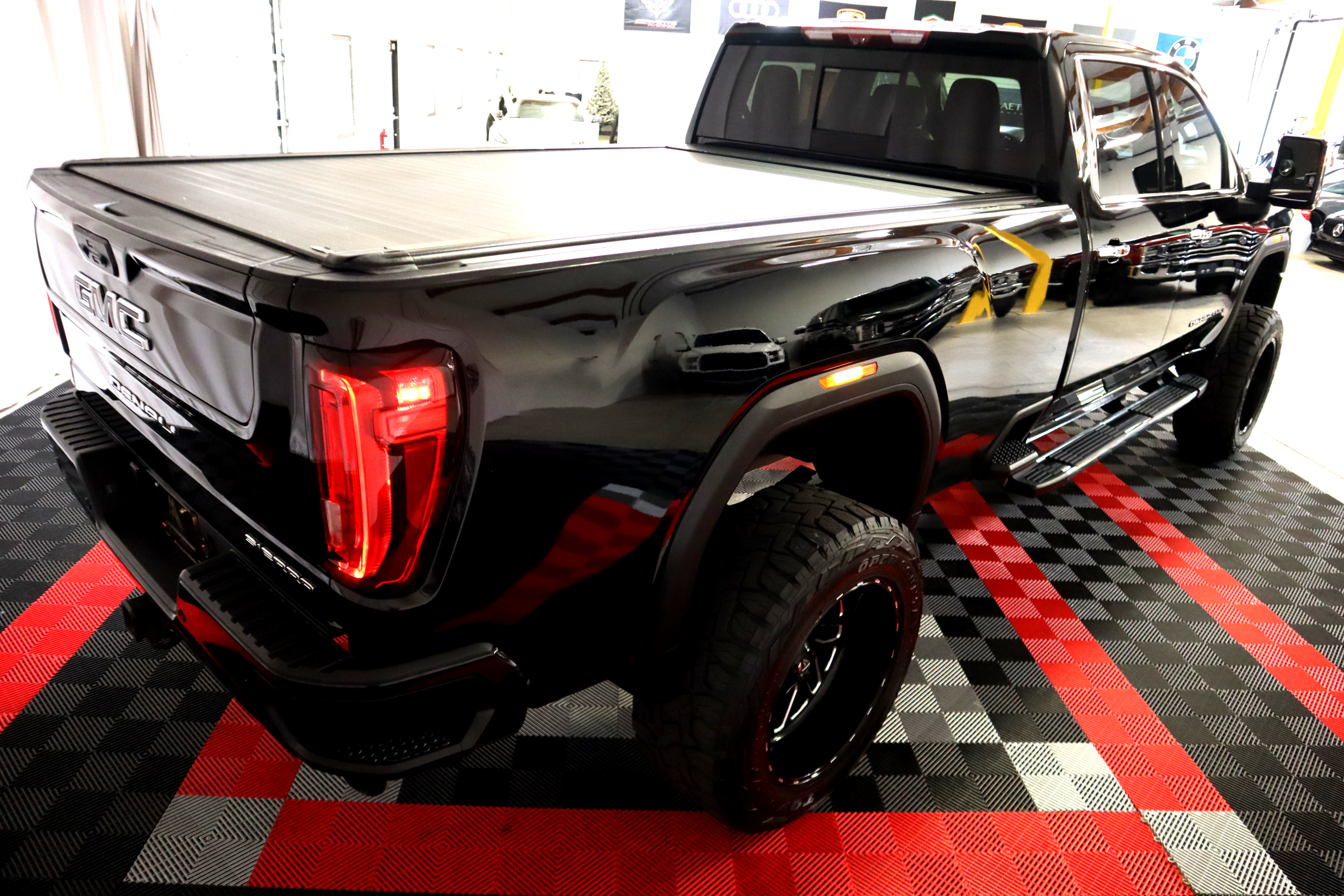 2022 GMC Sierra 3500HD Denali - Photo 12
