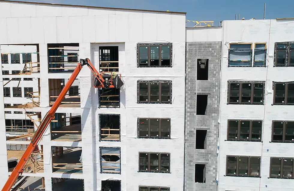 Installing building windows with a lift