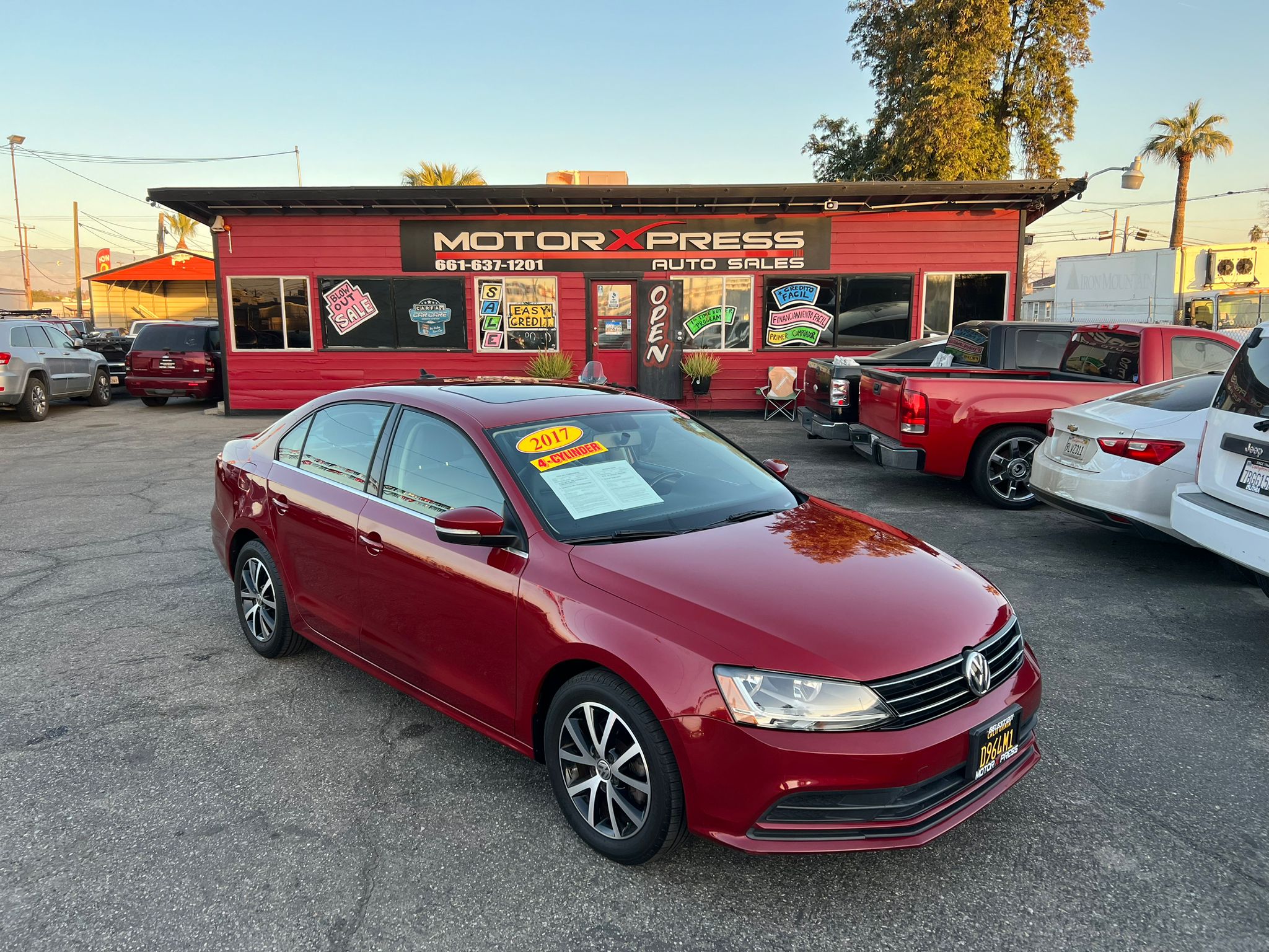 2017 Volkswagen Jetta SE - Photo 2