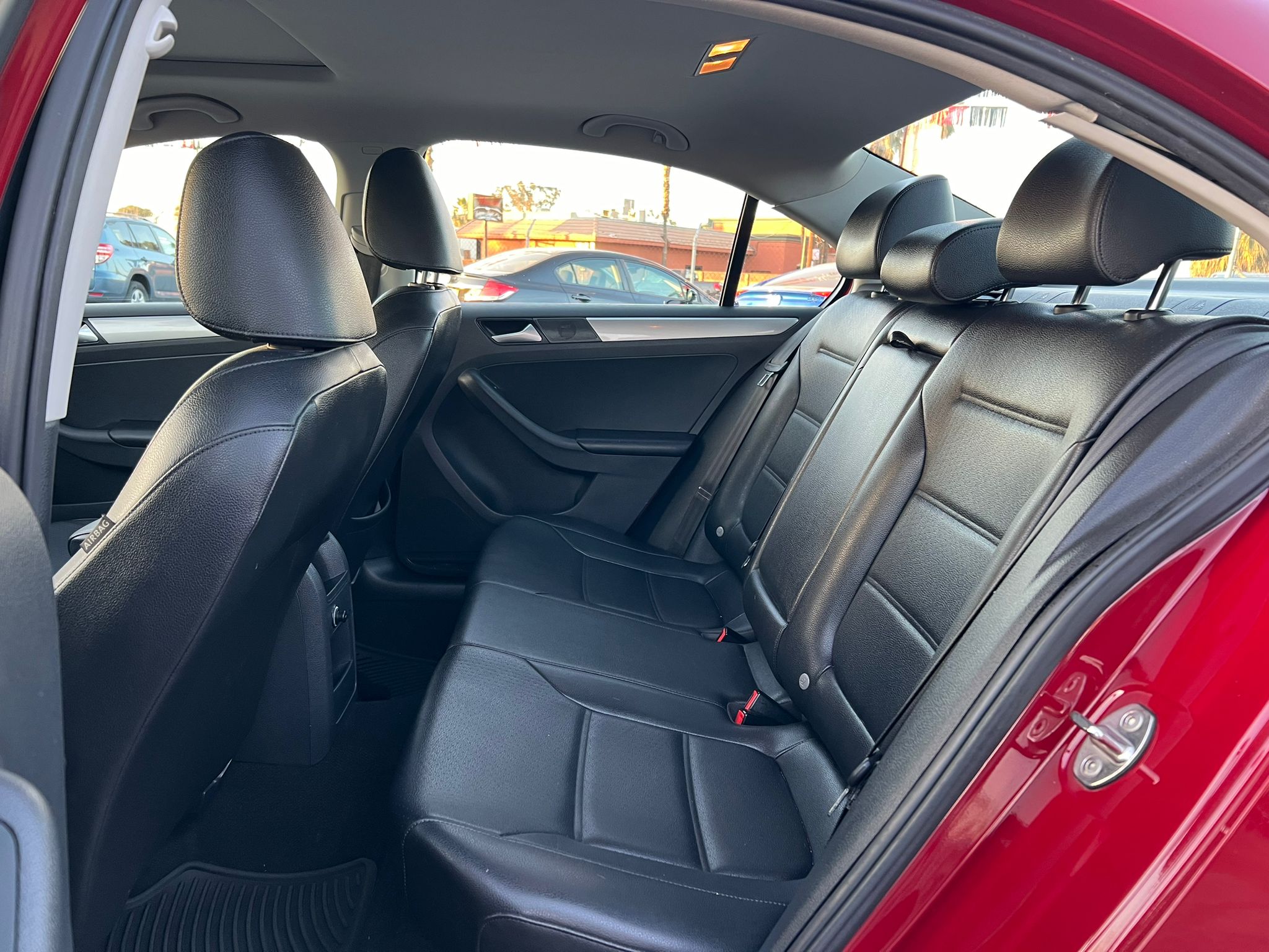 2017 Volkswagen Jetta SE - Photo 8