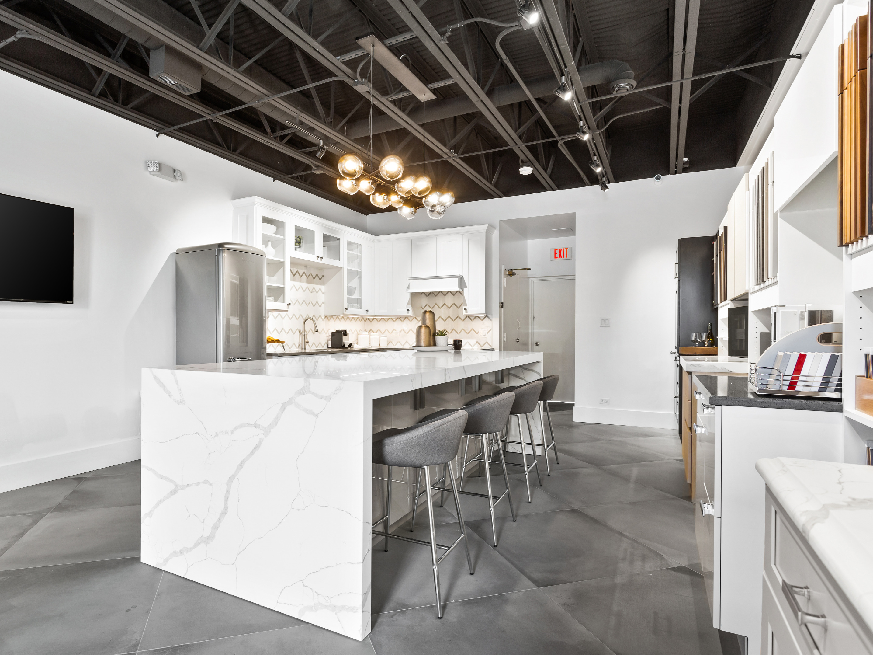 Home | Chicago Kitchen Cabinets