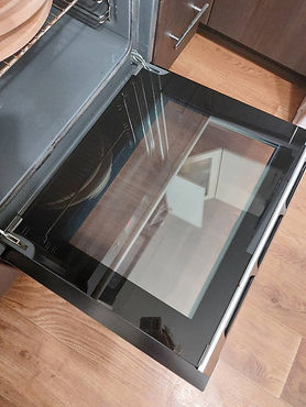 Внутреннее стекло на духовку Bosch HBG 73B560F