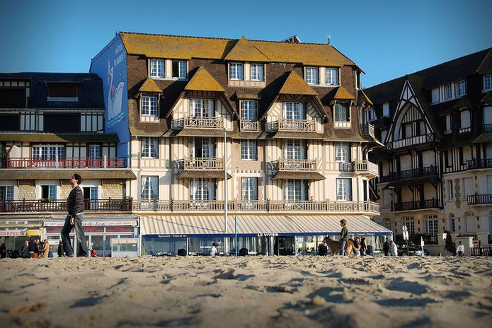 HÔTEL FLAUBERT