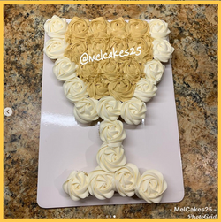 🍷MelCakes25 Glass of Wine Cupcake Cake 