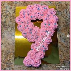 💖 MelCakes25 Number Cupcake Cake 💖
