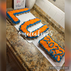 MelCakes25 Collegiate Letter Cupcake Cake 💙🧡