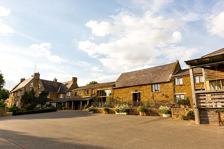 Crockwell Farm wedding venue in Northamptonshire