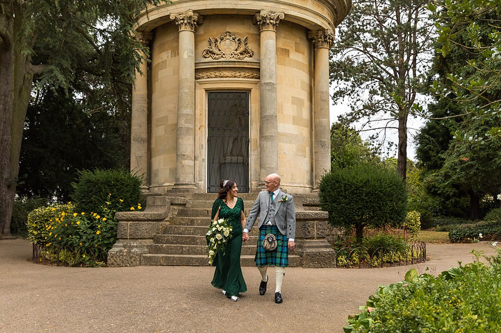 Wedding at Riverside Glass House in Jephson Gardens in Leamington Spa