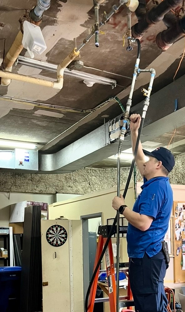 TECH RISER 2.jpeg