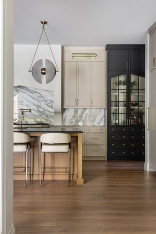 Custom kitchen island contrast detail — Cedar Grove award-winning home, Vancouver. Interior design: Centre Stage Interior Design. Ana Zaha interior photography.