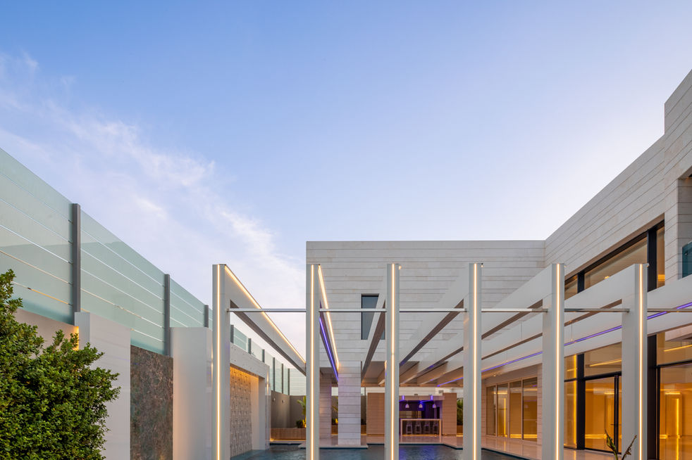 Umm Suqueim Villa, Twilight Photography, Blue Hour, Real Estate Photography, Ana Zaha, Pool