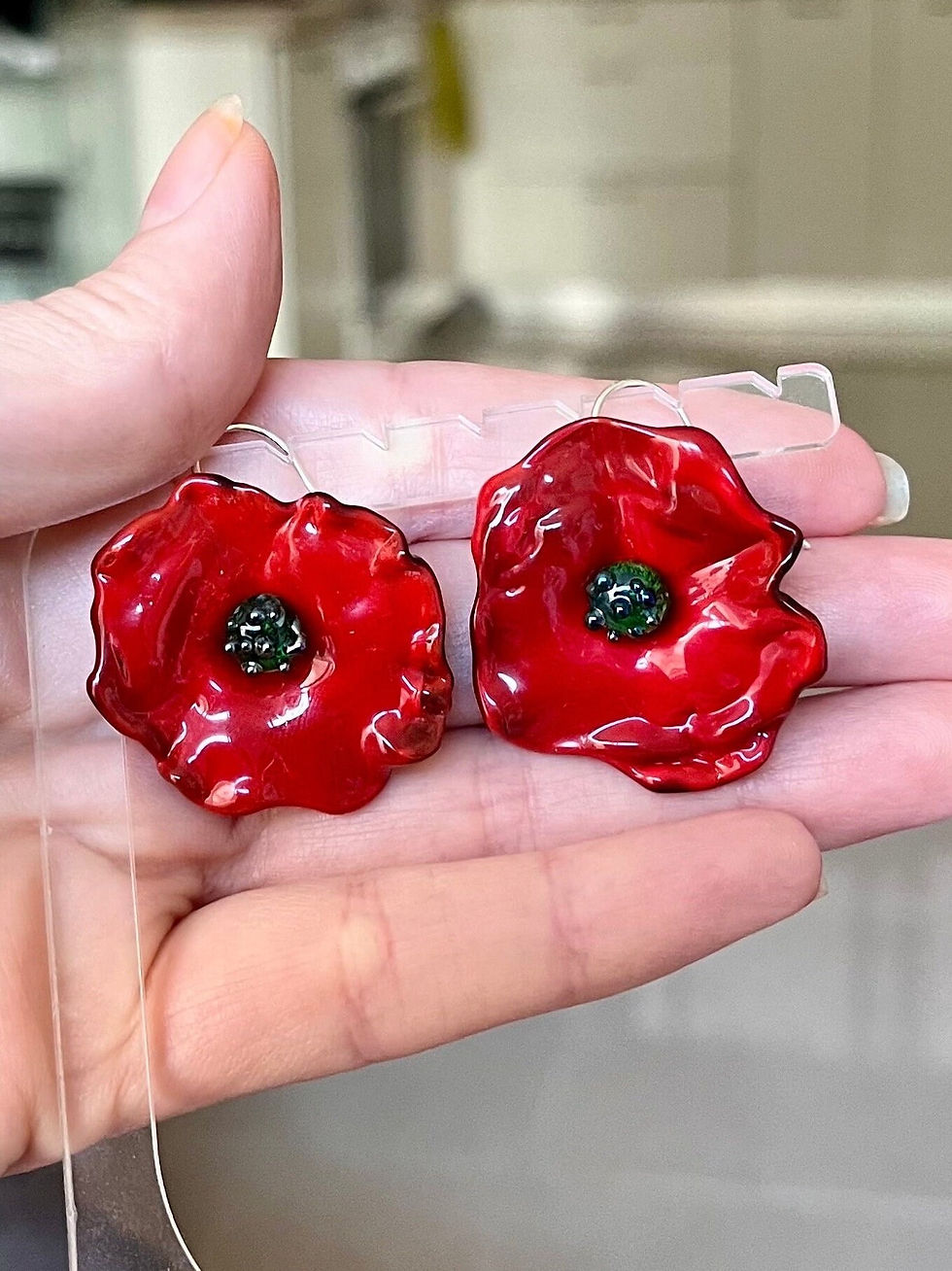 עגילים פרחים אדומים