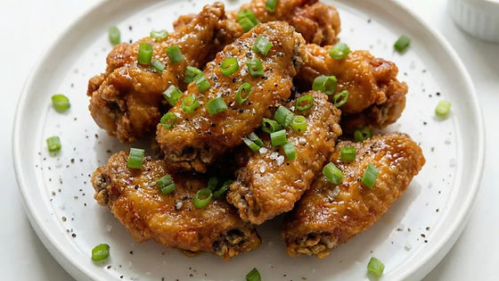 Crispy Chicken Wings (8 pcs) -$18 | 香𦞙鸡超(8个)-$18