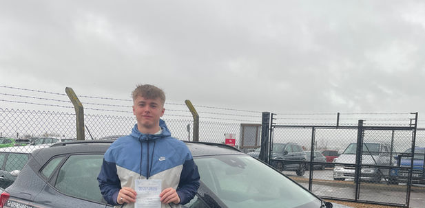 Haslemere driving school student passes first time