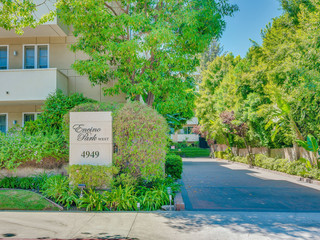 4949 Genesta Ave #105