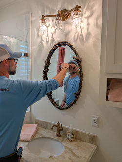 Mirror Cleaning
