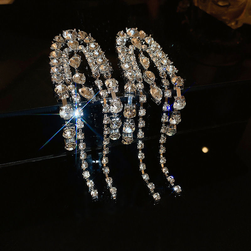 Thumbnail: Snowing Rhinestones